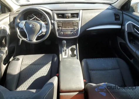 2016 Nissan Altima 2.5 из США, поврежденный, VIN 1N4AL3AP7GC229184